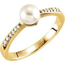 Load image into Gallery viewer, 8 mm Pearl & .08 CTW Diamond Ring