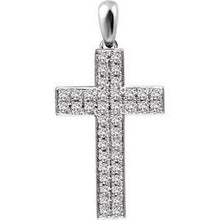Load image into Gallery viewer, 1/4 CTW Diamond Cross Pendant