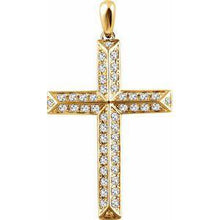 Load image into Gallery viewer, 1/4 CTW Diamond Cross Pendant