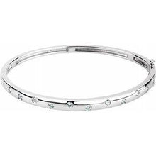Load image into Gallery viewer, 1/2 CTW Diamond Bangle Bracelet