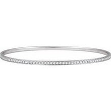 Load image into Gallery viewer, 1 1/2 CTW Diamond Bangle Bracelet 7"