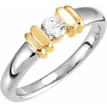 Load image into Gallery viewer, 1/4 CTW Diamond Solitaire Engagement Ring