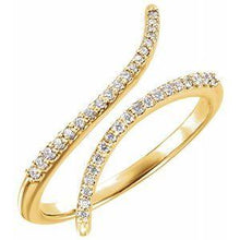 Load image into Gallery viewer, 1/6 CTW Diamond Ring