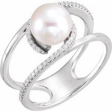 Load image into Gallery viewer, Freshwater Cultured Pearl & 1/8 CTW Diamond Ring