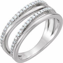 Load image into Gallery viewer, 1/4 CTW Diamond Ring