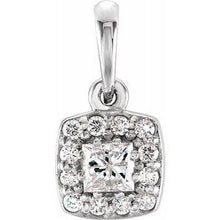 Load image into Gallery viewer, 1/4 CTW Diamond Pendant