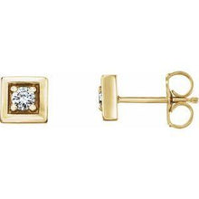 Load image into Gallery viewer, 1/8 CTW Diamond Earrings