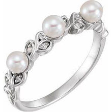 Load image into Gallery viewer, Pearl & .03 CTW Diamond Stackable Leaf Pattern Ring