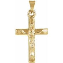 Load image into Gallery viewer, Crucifix Pendant