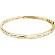 Load image into Gallery viewer, 1/2 CTW Diamond Bangle Bracelet