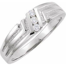 Load image into Gallery viewer, 1/10 CTW Diamond 3-Stone Band