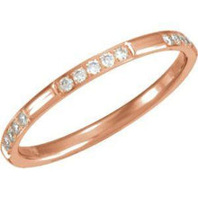 Load image into Gallery viewer, 1/6 CTW Diamond Anniversary Band