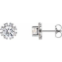 Load image into Gallery viewer, 1/2 CTW Diamond Earrings
