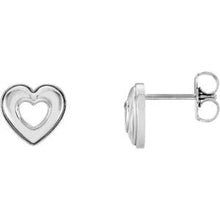 Load image into Gallery viewer, Heart Earrings