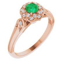 Load image into Gallery viewer, Emerald & 1/10 CTW Diamond Ring