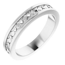 Load image into Gallery viewer, 4 mm Geometric Pyramid Band