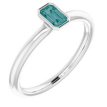Load image into Gallery viewer, Emerald Stackable Ring