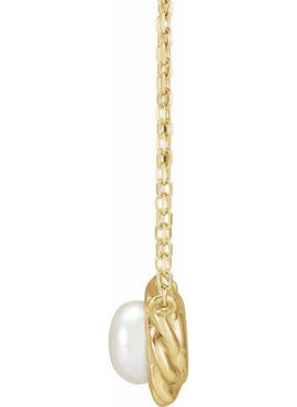 Platinum Cultured White Freshwater Pearl 18