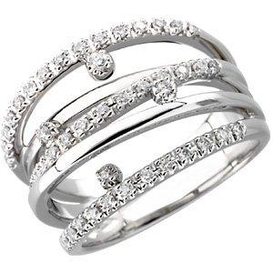 1/3 CTW Diamond Right Hand Ring