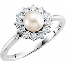 Freshwater Cultured Pearl & 1/3 CTW Diamond Ring
