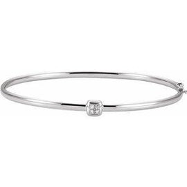 Diamond Hinged Bangle Bracelet