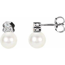 Load image into Gallery viewer, Accented Pearl Earrings
