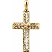 Load image into Gallery viewer, 1/4 CTW Diamond Cross Pendant
