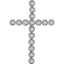 Load image into Gallery viewer, 1/4 CTW Diamond Cross Pendant
