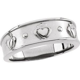 8.25 mm Claddagh Ring