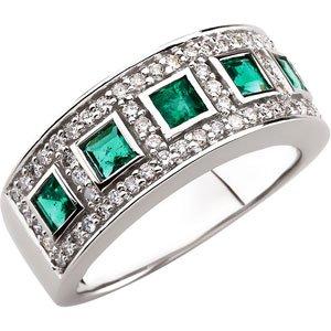 Emerald & 3/8 CTW Diamond Ring