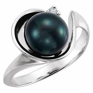 Akoya Cultured Pearl & .03 CTW Diamond Ring