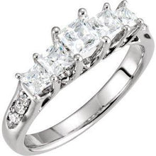 Load image into Gallery viewer, 1 CTW Diamond Anniversary Band
