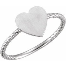 Load image into Gallery viewer, Heart Engravable Rope Ring
