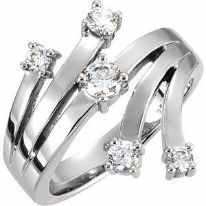 1/4 CTW Diamond Right Hand Ring