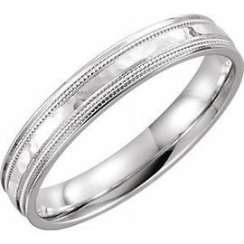 5 mm Flat Edge Band with Hammer Finish & Milgrain