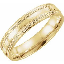 5 mm Flat Edge Band with Hammer Finish & Milgrain