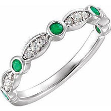 Load image into Gallery viewer, Emerald &amp; 1/6 CTW Diamond Ring
