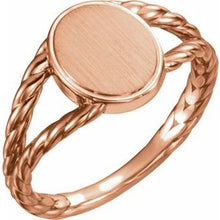 Load image into Gallery viewer, 11x9 mm Oval Rope Signet Ring
