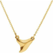 Load image into Gallery viewer, Shark Tooth 16-18&quot; Necklace
