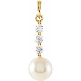 Freshwater Cultured Pearl & 1/4 CTW Diamond Pendant