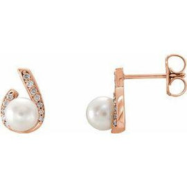 Freshwater Pearl & 1/10 CTW Diamond Earrings