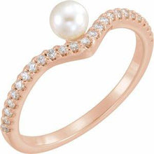 Load image into Gallery viewer, Freshwater Cultured Pearl &amp; 1/5 CTW Diamond V Ring
