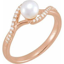 Load image into Gallery viewer, Freshwater Cultured Pearl &amp; 1/10 CTW Diamond Ring
