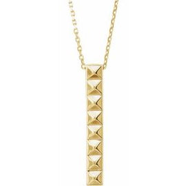 Pyramid Bar 24