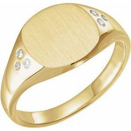 .05 CTW Diamond 10.87x10.26 mm Oval Signet Ring