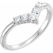 Load image into Gallery viewer, 1/4 CTW Diamond Graduated &quot;V&quot; Ring
