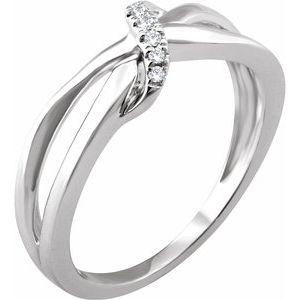 .05 CTW Diamond Negative Space Ring