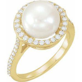Halo-Style Pearl Ring