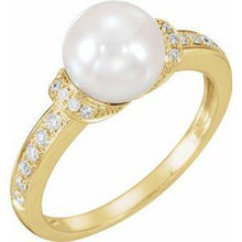 Load image into Gallery viewer, Accented Pearl Ring
