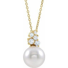 Load image into Gallery viewer, Freshwater Cultured Pearl &amp; 1/4 CTW Diamond Pendant
